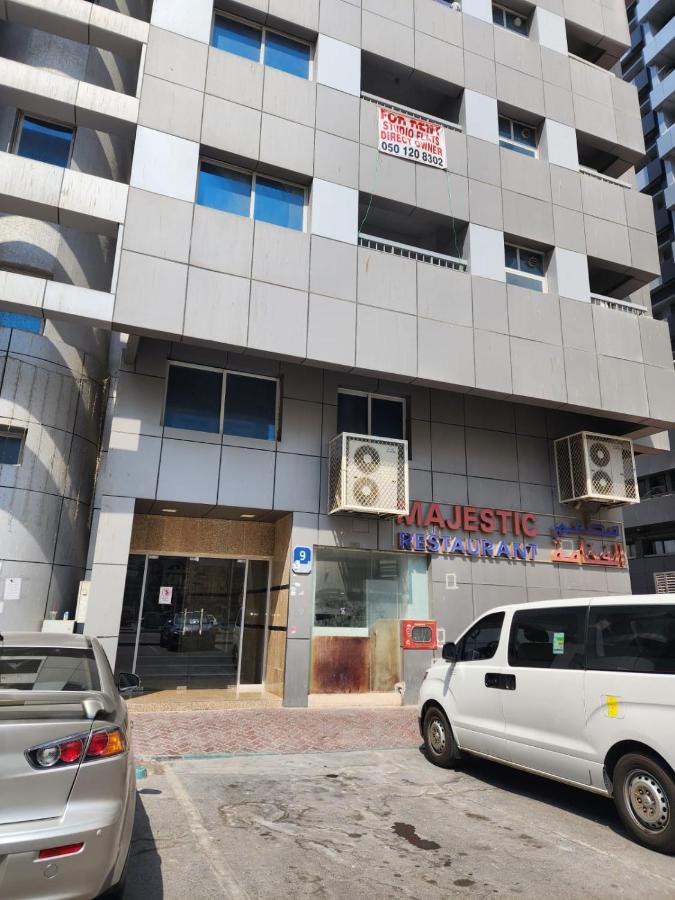 Sharing Motel Rooms Αμπού Ντάμπι Εξωτερικό φωτογραφία